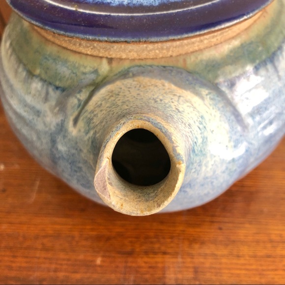 Blue Spruce Pottery handmade teapot - Picture 12 of 13